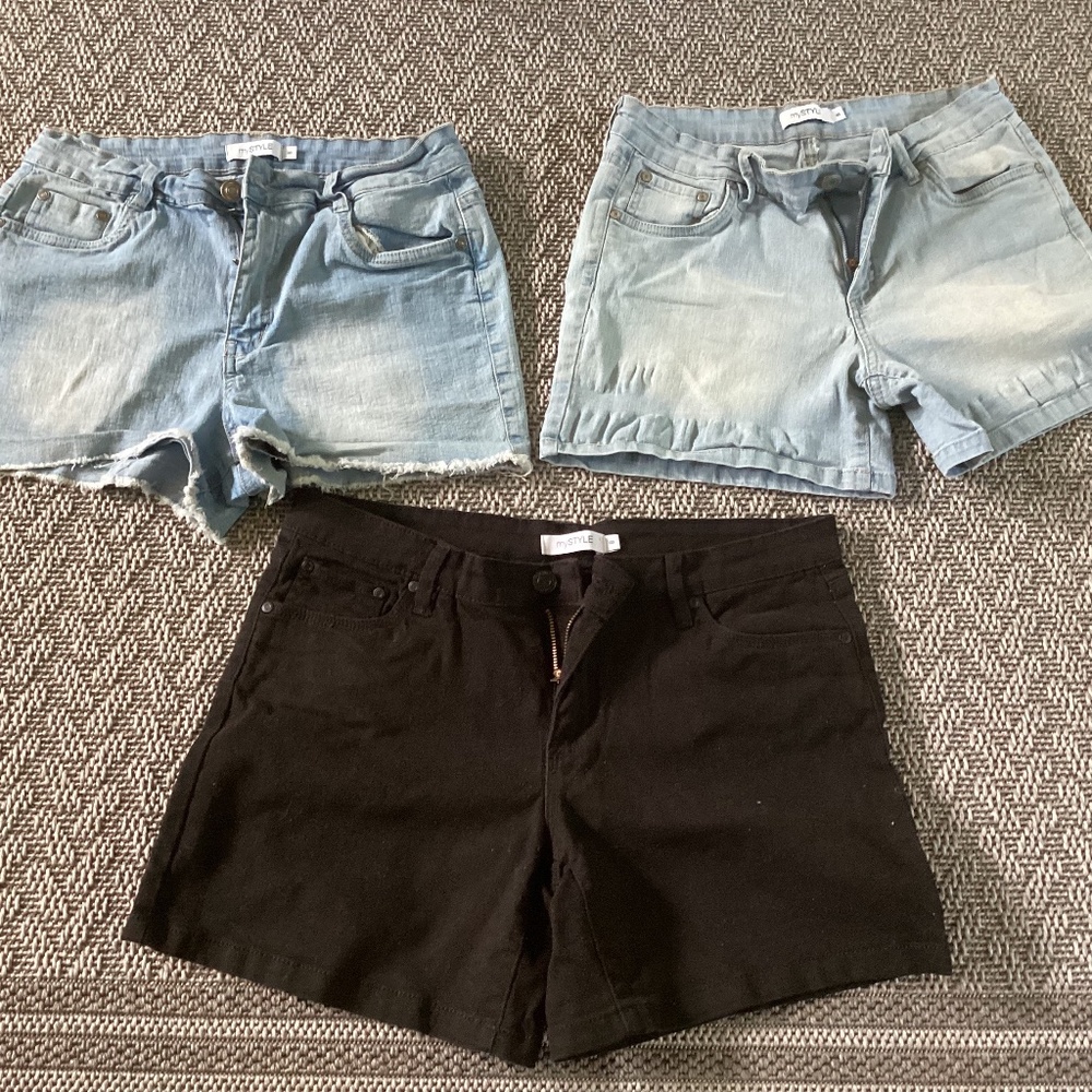 My Style Ladies shorts, size 8, 3 pairs